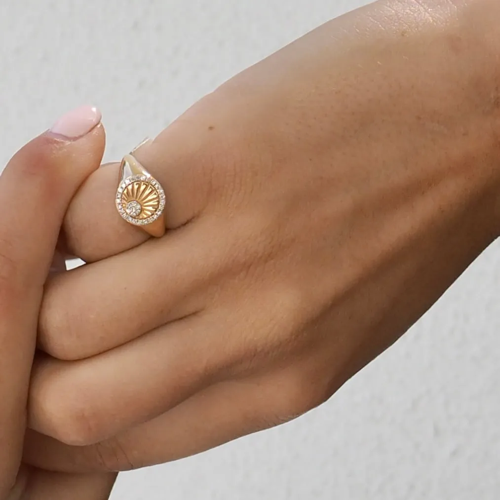 ALANA SUN SIGNET RING