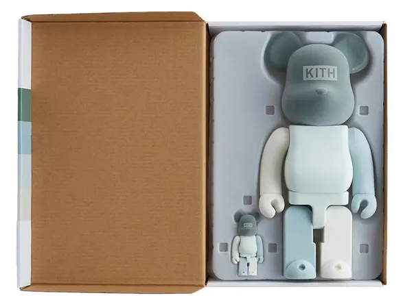 Bearbrick x Kith 100% & 400% Set Harbour