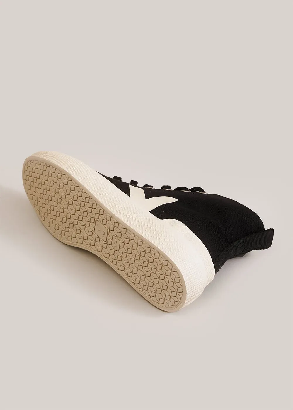 Black Pierre Wata II Sneakers