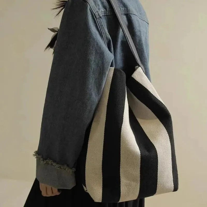 Bolsa Bucket Stripe