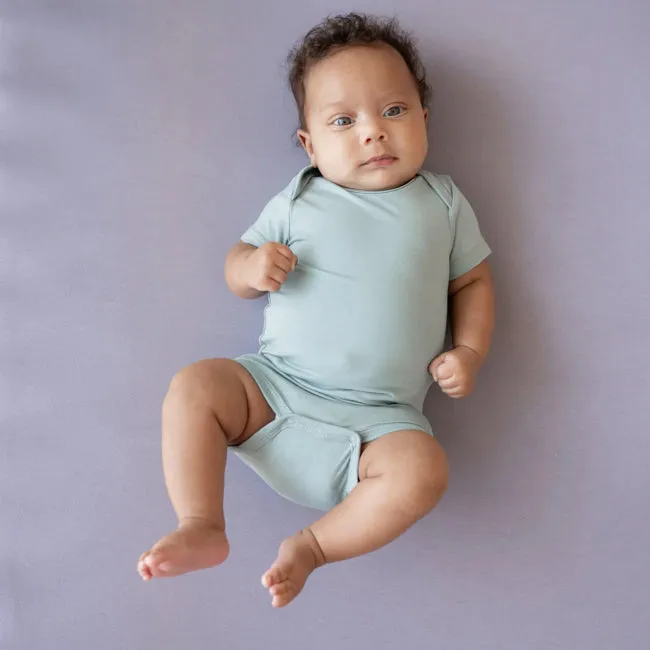 Kyte Baby Short Sleeve Bodysuit in Glacier