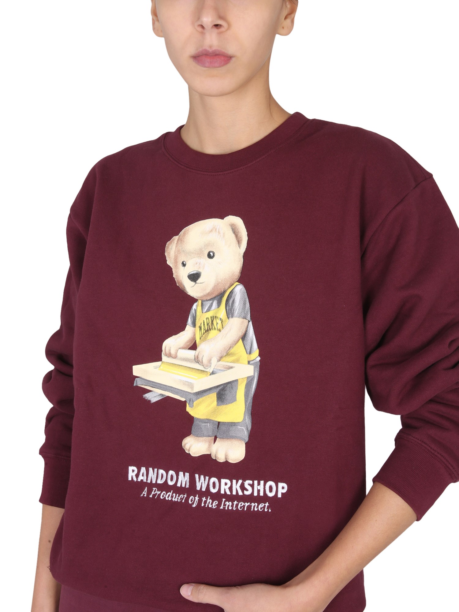 MARKET    RANDOM WORKSHOP BEAR SWEATSHIRT