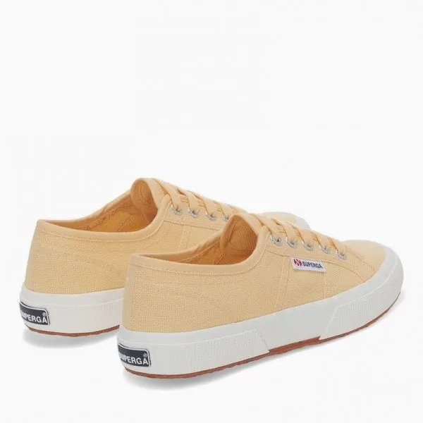 Superga 2750 Cotu Classic in Yellow